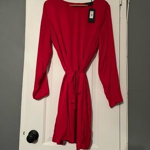 Perfect for the holidays.Tags still on. Can be worn with leggings/tights.